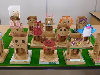 ダンボールガチャ