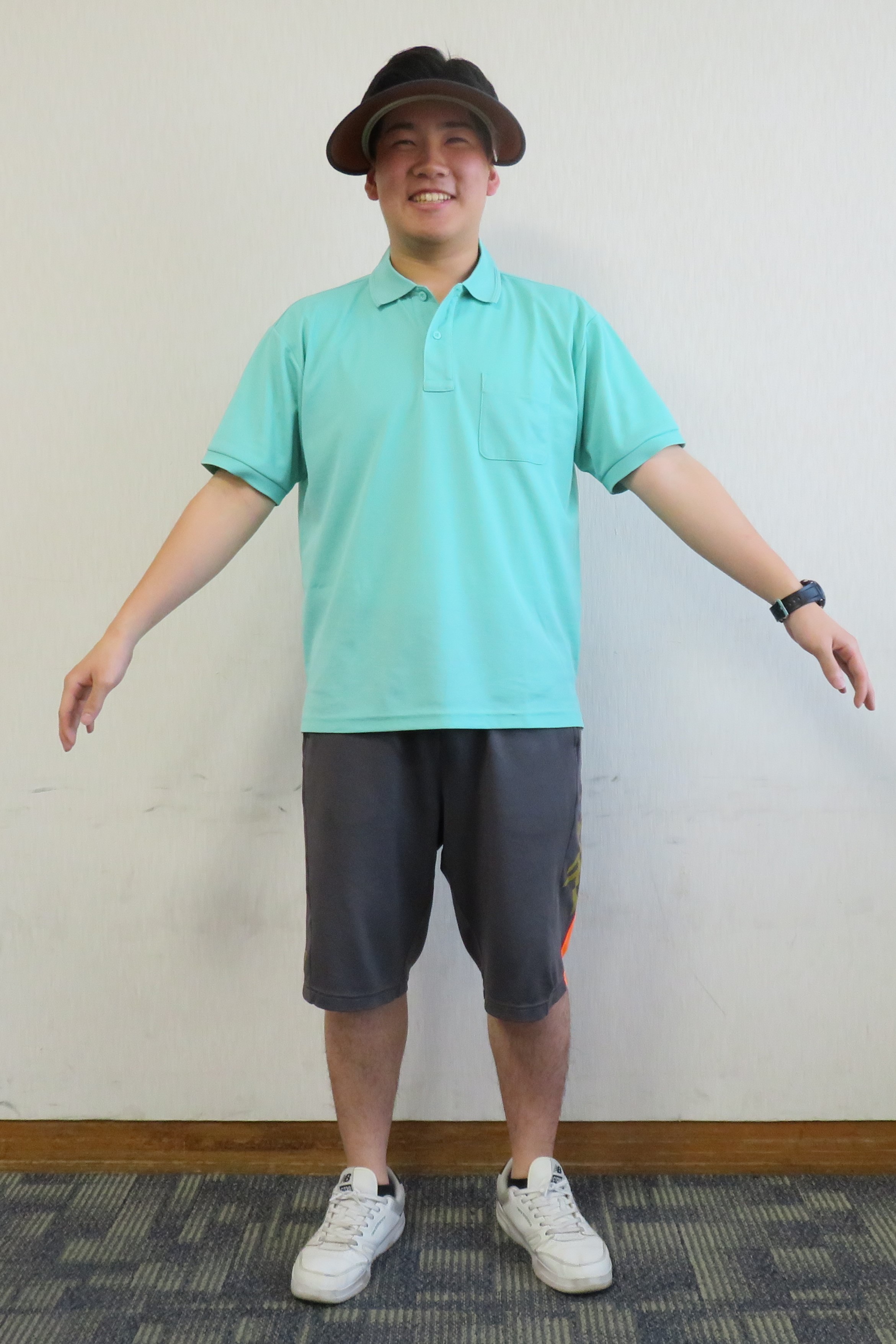 悪い例（半袖）