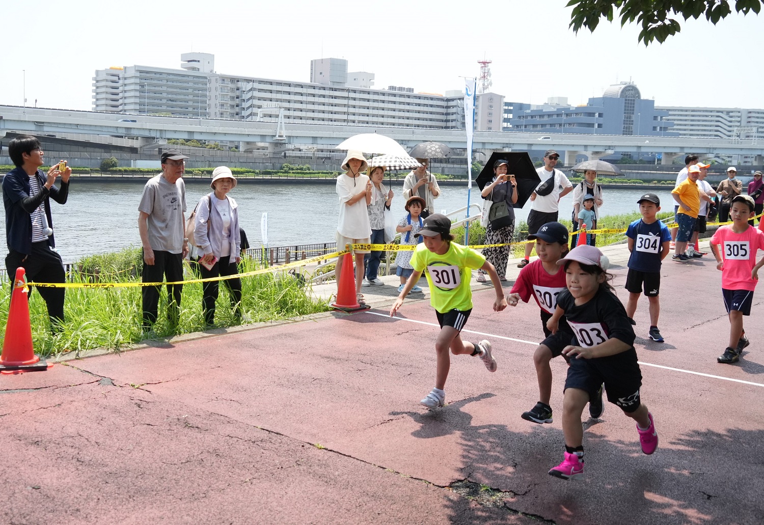 隅田川を臨むコースを元気にスタート